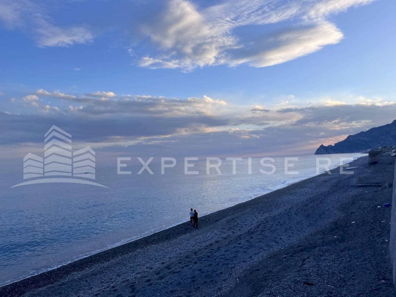 Foto 1 - Stabile - Palazzo Lungomare Giovanni Falcone
 
163, Santa Teresa di Riva - foto 1