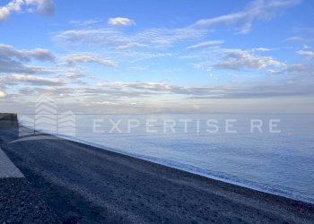 Foto 20 - Stabile - Palazzo Lungomare Giovanni Falcone
 
163, Santa Teresa di Riva - foto 20