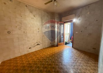 Stanza vuota - Quadrilocale Piazza Federico Chopin
 
6, Palermo - foto 8