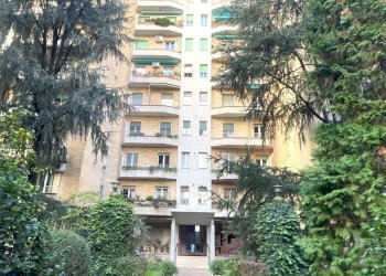 GIARDINO CONDOMINIALE - Bilocale VIA LARIO
 
13, Milano - foto 12