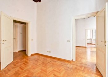 Camera da letto - Trilocale via dei Pastini, 11, Roma (zona Centro Storico) - foto 9