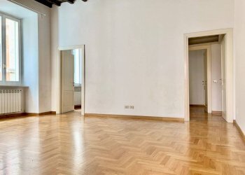 Soggiorno - Trilocale via dei Pastini, 11, Roma (zona Centro Storico) - foto 21