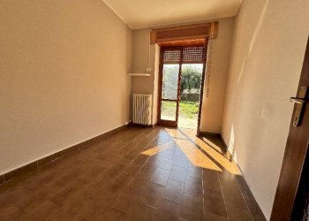 Camera da letto - Stabile - Palazzo via della Costa, 7, Gozzano - foto 7