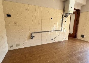 Cucina - Stabile - Palazzo via della Costa, 7, Gozzano - foto 8