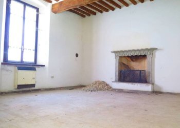 Stanza non arredata - Casa indipendente via Romani, 11, Casalmaggiore - foto 8