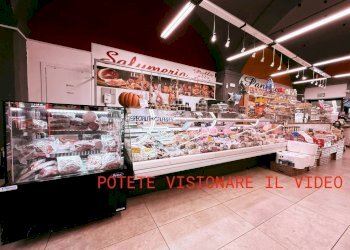 Interno non residenziale - Alimentari - Gastronomia piazza della Costituente, Ventimiglia - foto 1