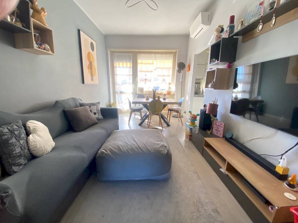 Soggiorno - Trilocale via Poirino, 18, Carmagnola - foto 3