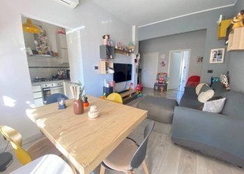 Soggiorno - Trilocale via Poirino, 18, Carmagnola - foto 9