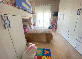 Camera da letto - Trilocale via Poirino, 18, Carmagnola - foto 23