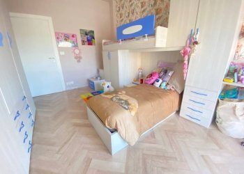 Camera da letto - Trilocale via Poirino, 18, Carmagnola - foto 25