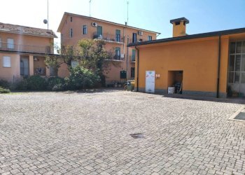Cortile interno - Capannone strada Privata, 3, Carrù - foto 11
