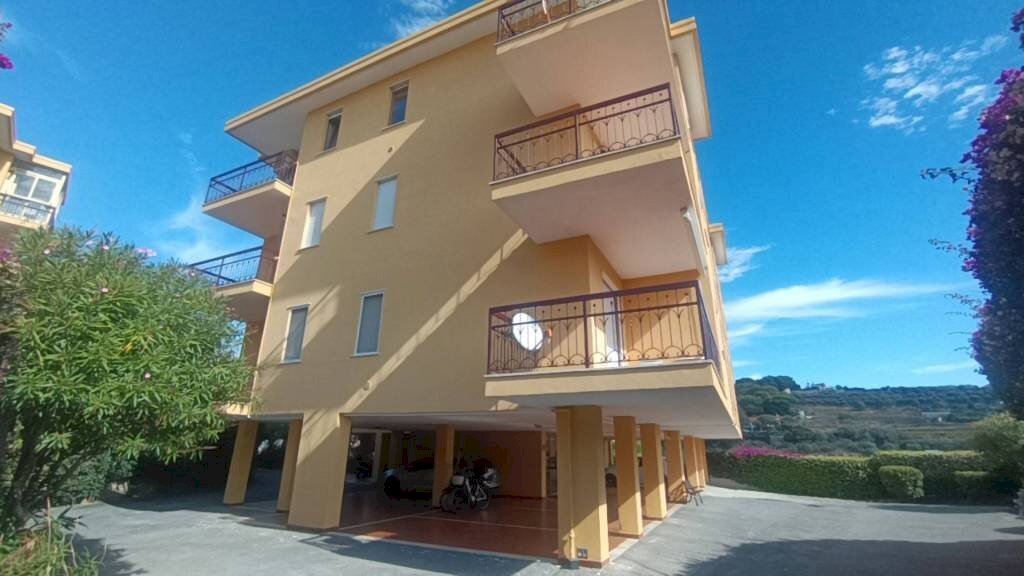 Facciata - Monolocale via Provinciale, 72, Costarainera - foto 1