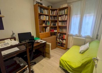 Camera da letto - Appartamento via Fratelli Pinardi, 25, Bologna (zona Corticella) - foto 8