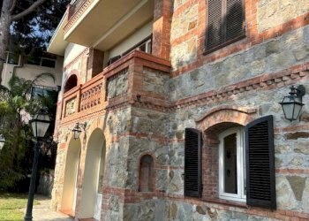 Facciata - Villa via Aurelia, Sanremo - foto 16