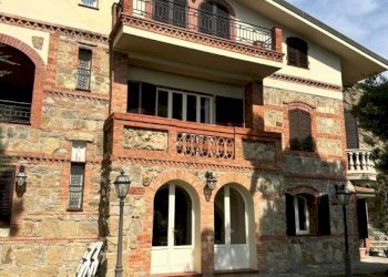 Facciata - Villa via Aurelia, Sanremo - foto 25