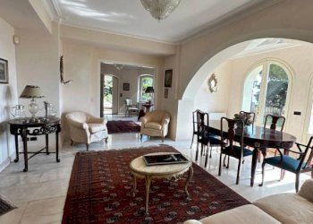 Salone - Villa via Aurelia, Sanremo - foto 39