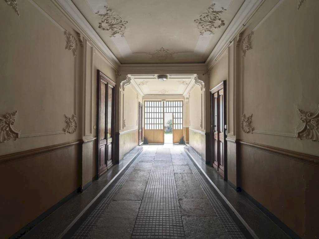 Interno palazzo - Quadrilocale via Principe Tommaso, 21, Torino (zona San Salvario) - foto 3