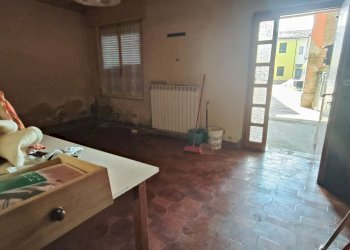 soggiorno - Casa indipendente via Santi Nazario e Celso, Monte Cremasco - foto 2