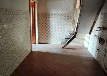 cucina abitabile - Casa indipendente via Santi Nazario e Celso, Monte Cremasco - foto 8