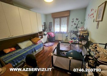 Camera da letto - Trilocale via del Macello, Perugia - foto 9