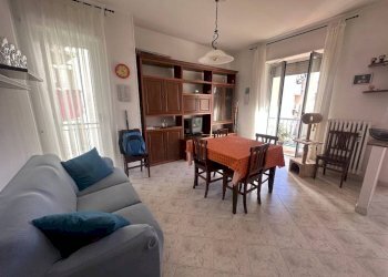 Salone - Trilocale via Giacomo Puccini, 19, Carmagnola - foto 4