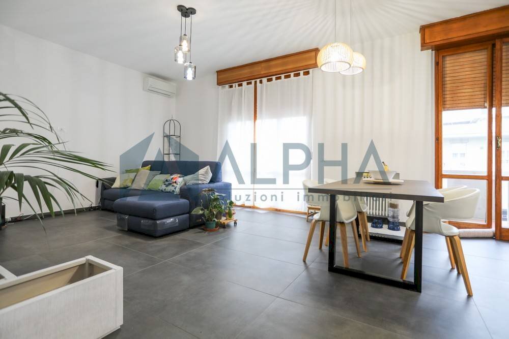 Salone - Quadrilocale viale dell'Appennino, Forlì - foto 2