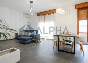 Salone - Quadrilocale viale dell'Appennino, Forlì - foto 2