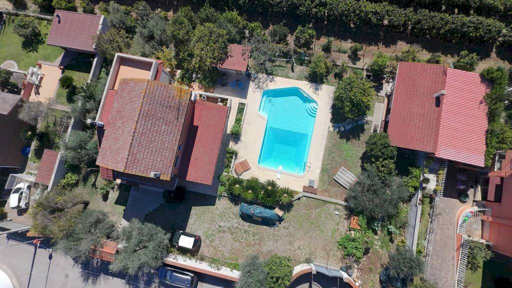 Piscina - Villa via Seneca, Genzano di Roma - photo 2