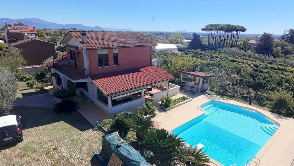 Piscina - Villa via Seneca, Genzano di Roma - foto 2