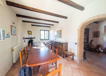 Salone - Villa via Seneca, Genzano di Roma - foto 11