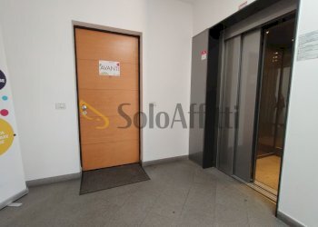 ingresso - ascensore - Ufficio Gallarate - foto 5