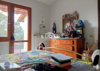 5larata.jpg - Villetta Londa - foto 5