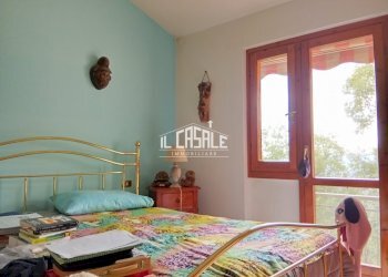 6larata.jpg - Villetta Londa - foto 6