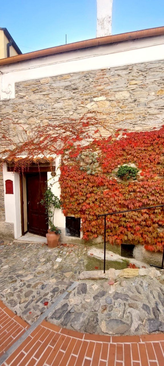 WhatsApp Image 2025-10-24 at 17.08.21.jpeg - Portion of a house Via Carpasio, Prelà - photo 3