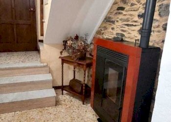 WhatsApp Image 2025-10-24 at 17.09.56.jpeg - Porzione di casa Via Carpasio, Prelà - foto 9