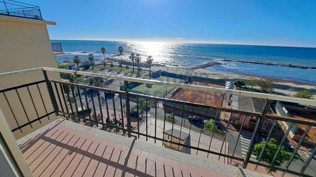 PHOTO-2025-10-24-12-54-44 2.jpg - Trilocale Via Lungomare, Taggia - foto 3