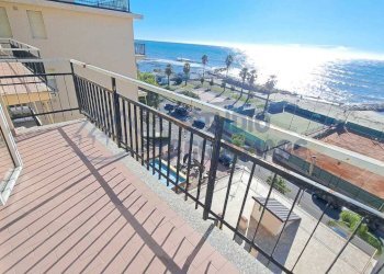 PHOTO-2025-10-24-12-54-45 7.jpg - Trilocale Via Lungomare, Taggia - foto 25