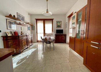 Trilocale Via Camillo Olivetti, Leini - foto 8