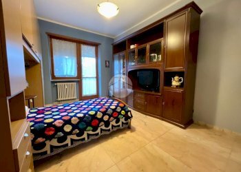 Trilocale Via Camillo Olivetti, Leini - foto 17