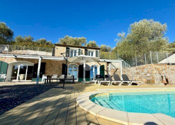 Villa Regione Pantai Superiore, Civezza - foto 8