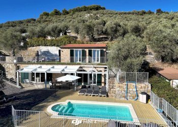 Villa Regione Pantai Superiore, Civezza - foto 10