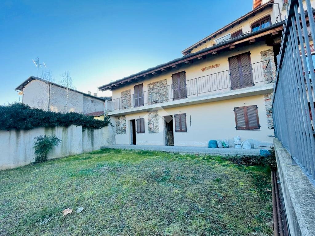 Porzione di casa Via Umberto I, Lanzo Torinese - foto 1