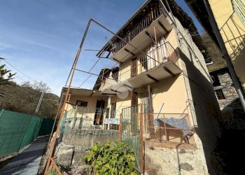 Independent house Frazione frazione bio, Traves - photo 1
