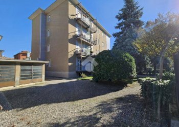 Three-room apartment Via Giuseppe Parini, Abbiategrasso - photo 1
