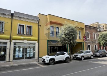 Edificio all\'aperto - Stabile - Palazzo Via Giuseppe Garibaldi
 
48, Bovolone - foto 5