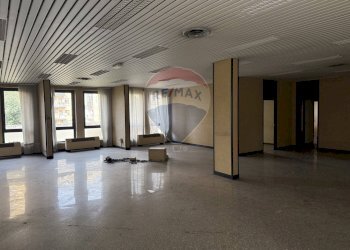 Stanza vuota - Stabile - Palazzo Via Giuseppe Garibaldi
 
48, Bovolone - foto 12