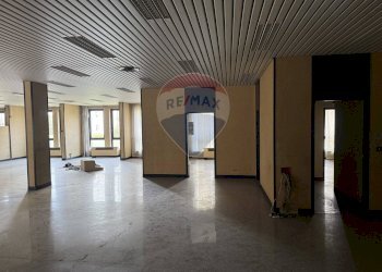 Stanza vuota - Stabile - Palazzo Via Giuseppe Garibaldi
 
48, Bovolone - foto 19