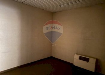 Stanza vuota - Stabile - Palazzo Via Giuseppe Garibaldi
 
48, Bovolone - foto 26