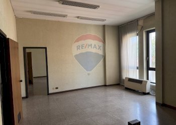 Stanza vuota - Stabile - Palazzo Via Giuseppe Garibaldi
 
48, Bovolone - foto 64