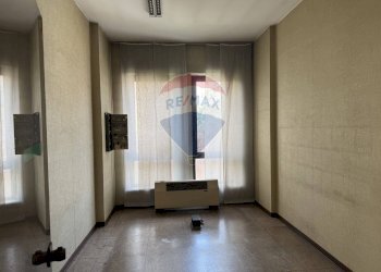 Stanza vuota - Stabile - Palazzo Via Giuseppe Garibaldi
 
48, Bovolone - foto 71